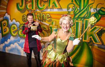 Jack and the Beanstalk panto cast members Joe Feeney as Luke Backinanger and Gill Jordan as Fairy Sugarsnap
